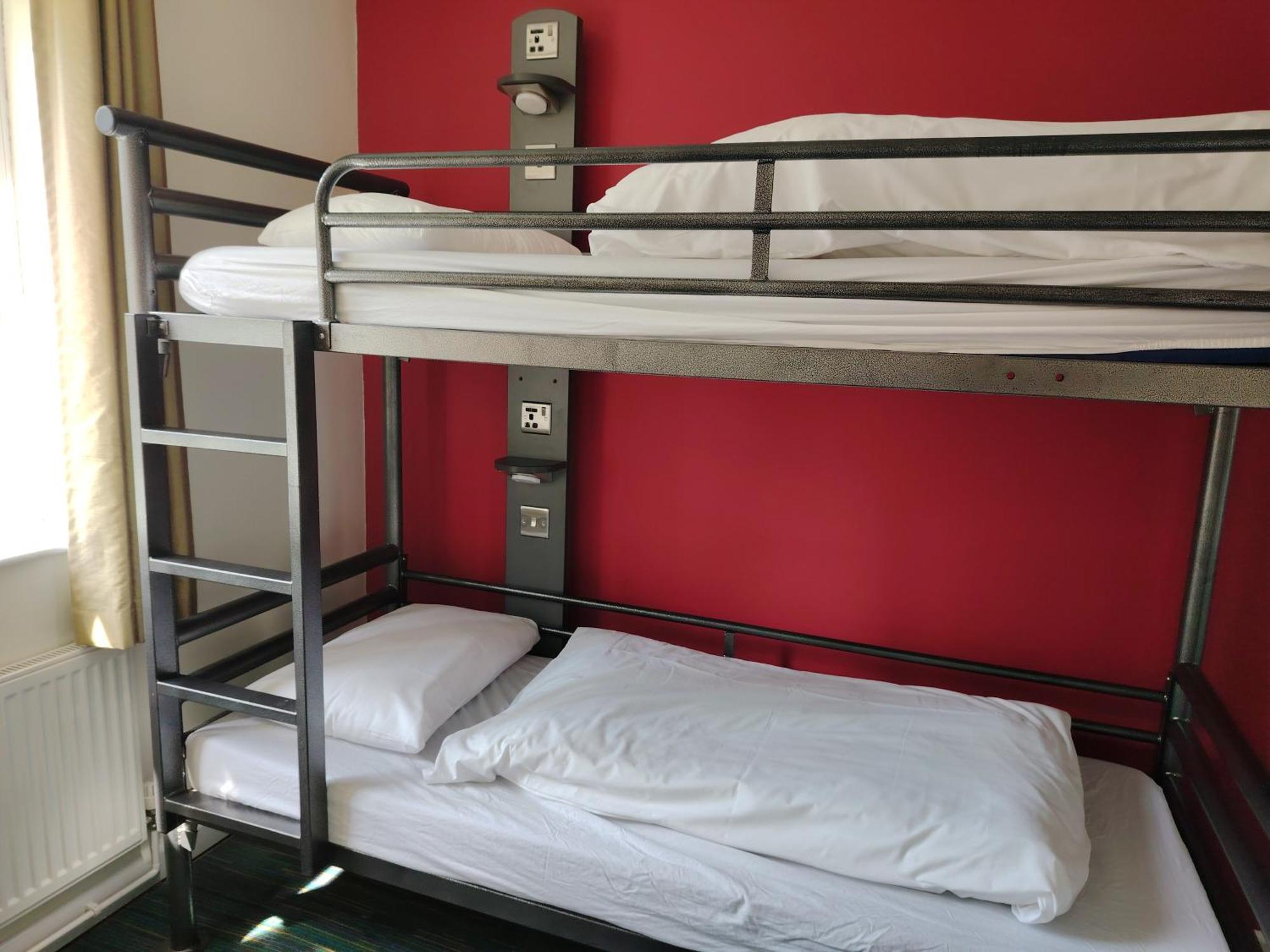 Yha Malham Hostel Екстериор снимка