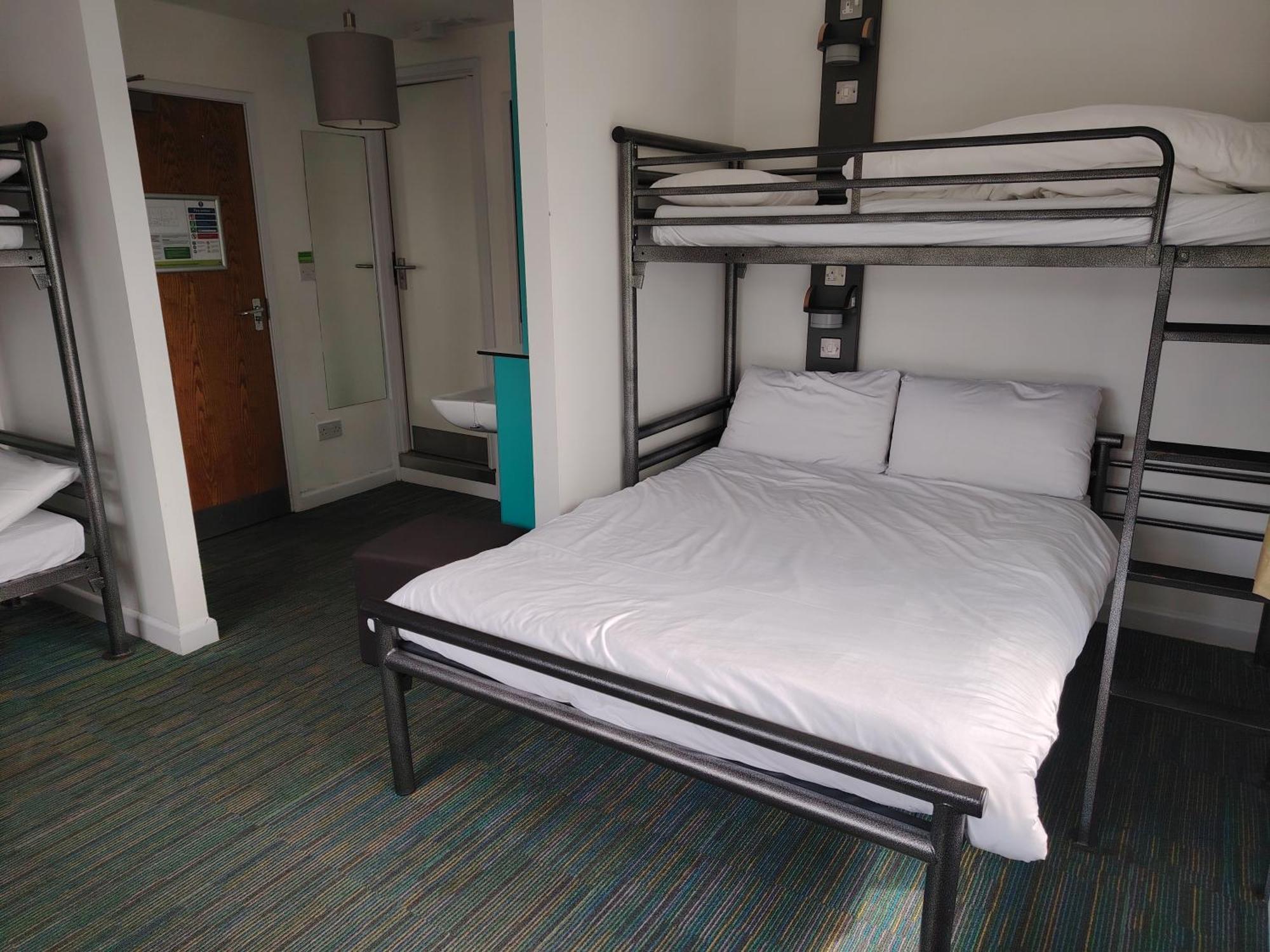 Yha Malham Hostel Екстериор снимка